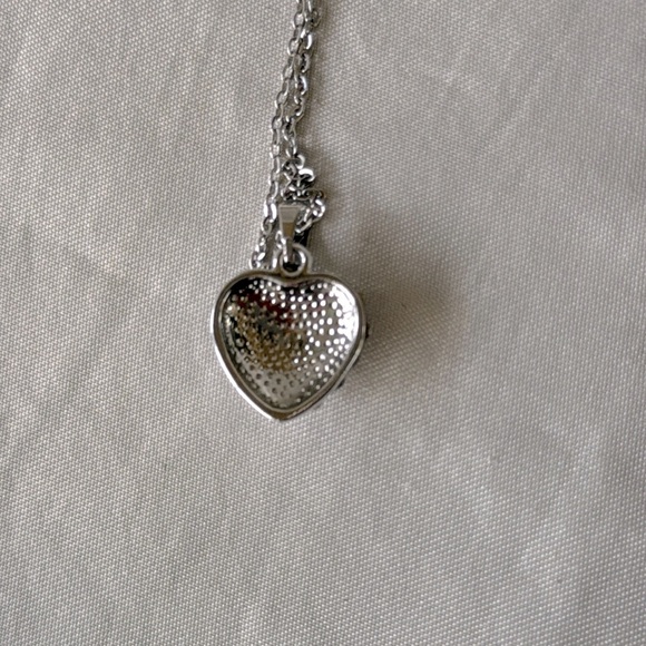 Romantic Silver Heart Pavé Rhinestone Pendant 18” Necklace - Picture 8 of 11